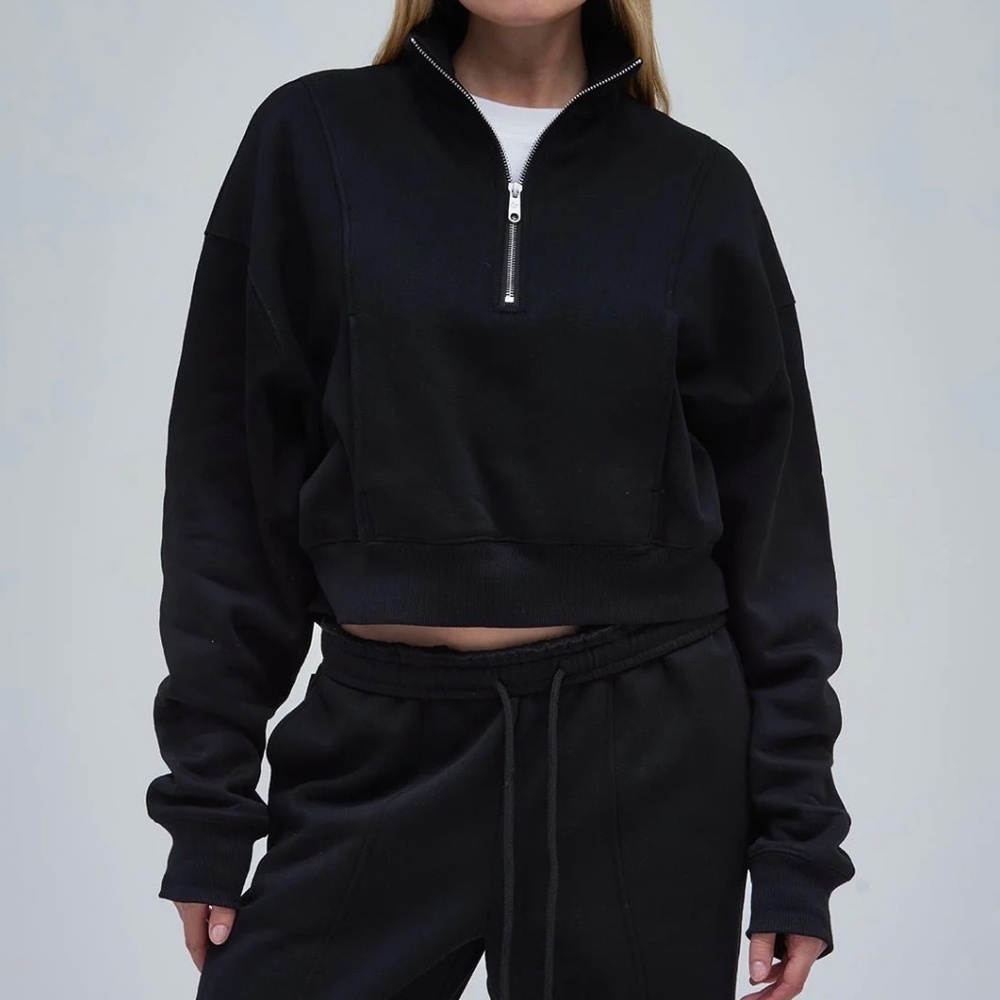 Thirty Years Ty Range 1/4 zip sweatshirt with pockets